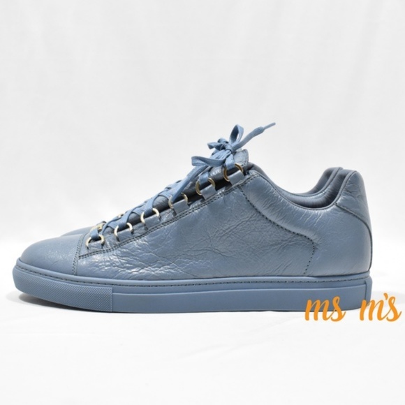 balenciaga low top leather sneakers